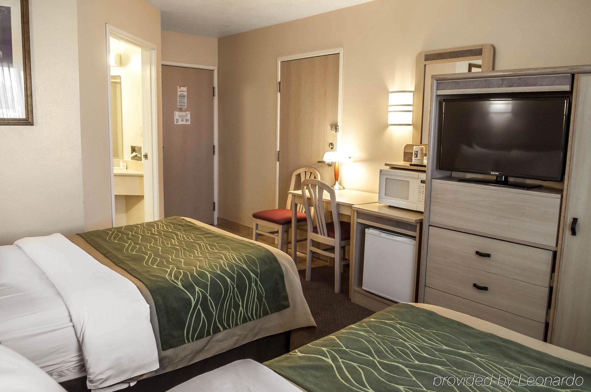 Quality Inn Moriarty Exterior photo